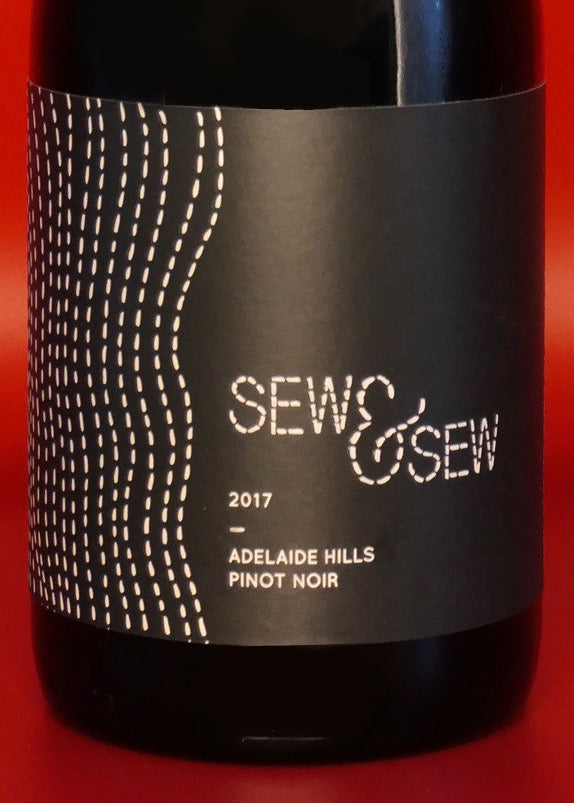 SEW & SEW CONTOUR PINOT NOIR 2017